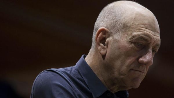 رئيس الوزراء الاسرائيلي السابق ايهود اولمرت