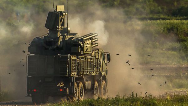 تم تصميم منظومة "بانتسير – اس 1" في قاعدة المجمع الصاروخي المدفعي "تونغوسكا"