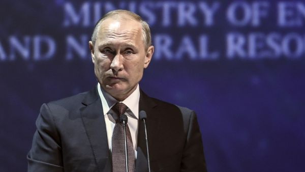 Russian President Vladimir Putin gives a speech during the 23rd World Energy Congress on October 10, 2016 in Istanbul. (AFP/Ozan Kose)