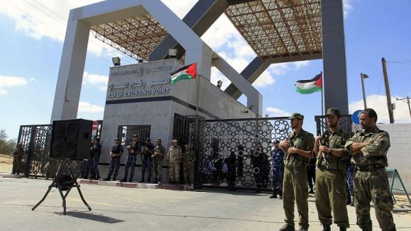 The Rafah border crossing is open on Sunday. (AFP/Said Khatib)