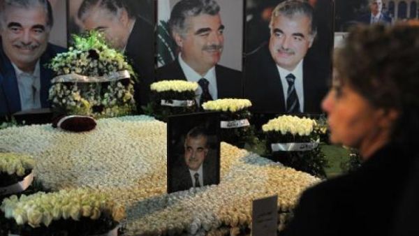 A woman visits the memorial for former Lebanese Prime Minister Rafik Hariri, who was assassinated in a car bomb explosion on Feb. 14, 2005. (AFP/File)