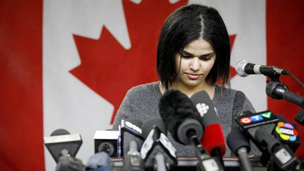 Rahaf Mohammed in a press conference she attended when arrived to Canada. (FilePhoto/AFP/Cole Burston)


