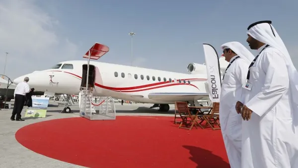 Dubai has issued more than 170,000 commercial licenses over the last 25 years, a 650 percent increase over the 28,000 licenses issued in its first year in 1992. (AFP/ Sahib Karim)