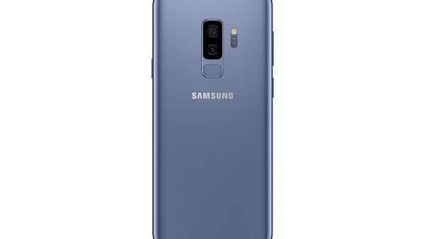 يعد الإصدار الجديد باللون الذهبي المشرق لجهازي Galaxy S9 وGalaxy S9+ أول هاتف ذكي من سامسونج بلون مشرق  وهادئ.