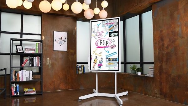 اللوح الرقمي القلاب الجديد Samsung Flip