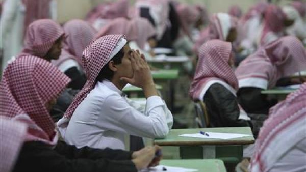 المزيد من العمال الفلبينيين، بالرغم من "السعودة"