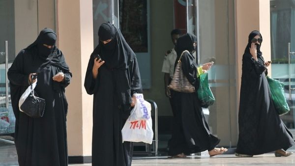 Saudi women outside of a mall. (AFP/File)