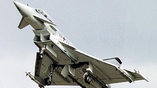 طائرة مقاتلة من طراز تايفون 