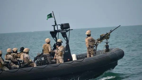 عناصر من القوات البحرية السعودية