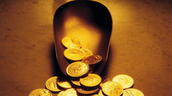 "International orders have also been reduced to a trickle and will dry up soon if the price does not stabilise," said Bahrain Chamber of Commerce and Industry gold and pearl jewellery committee head Mohammed Sajid Shaikh "International orders have also been reduced to a trickle and will dry up soon if the price does not stabilise," said Bahrain Chamber of Commerce and Industry gold and pearl jewellery committee head Mohammed Sajid Shaikh