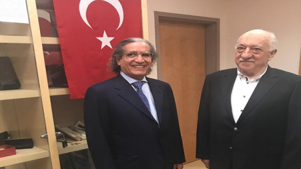 الإعلامي السعودي المخضرم عثمان العمير 