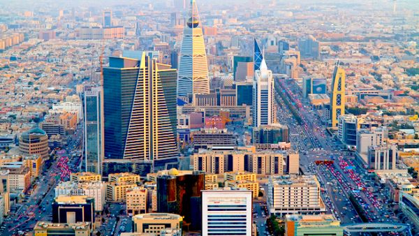 More than a dozen foreign banks that have licences to operate branches in Saudi Arabia cancelled plans to be part of this year’s FII forum. (Shutterstock)