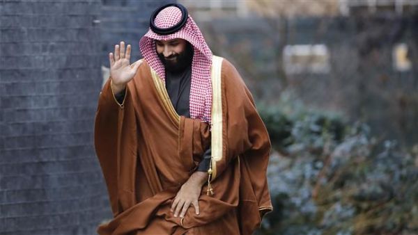 Saudi Arabia's Crown Prince Mohammed bin Salman waves as he arrives for talks at 10 Downing Street, in central London. (AFP/ File Photo)