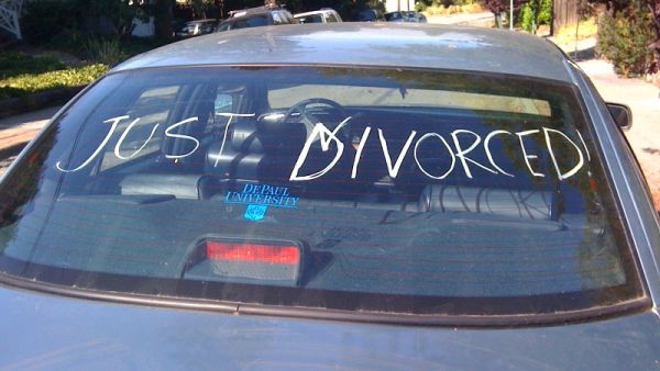 Although divorce parties have gained popularity in Saudi society in the past five years, many people are against such celebrations. (Wikimedia Commons)