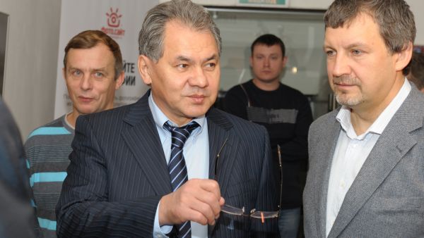 Russian Defense Minister Sergei Shoigu (Left). (Shutterstock)