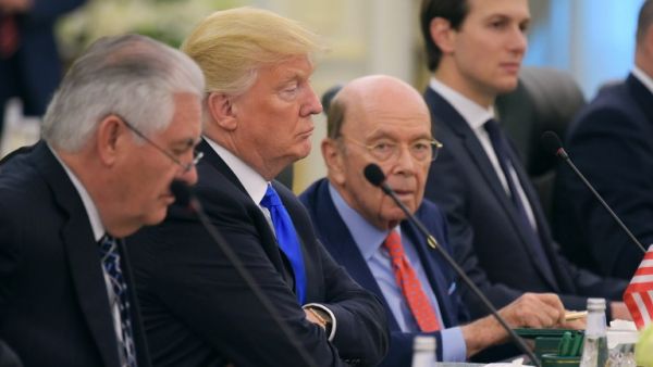 US Secretary of State Rex Tillerson, US President Donald Trump, Commerce Secretary Wilbur Ross and advisor Jared Kuchner take part in bilateral meeting with Saudi Arabia's King Salman bin Abdulaziz al-Saud at the Saudi Royal Court in Riyadh on May 20, 2017. (AFP/Mandel Ngan)