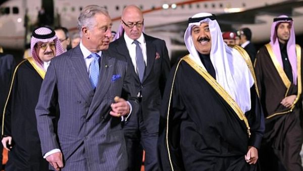 Prince Miteb bin Abdullah bin Abdulaziz is seen here walking next to Prince Charles. (AFP/ Getty Images)