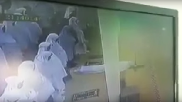 The video shows the unknown woman fall on her face (YouTube / Soufiane Soussi)