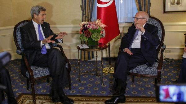 US Secretary of State John Kerry meets with Tunisian President Beji Caid Essebsi in New York on September 19, 2016. (AFP/Kena Betancur)
