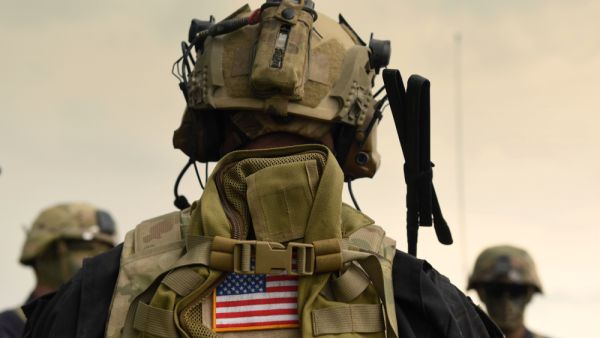 US soldiers equipment (Shutterstock)