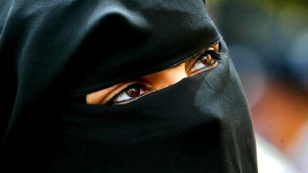 Until now, eye exposure was still an option for Saudi 'niqab'd' women. This may no longer be so as the authorities clamp down on 'seductive' eyes.