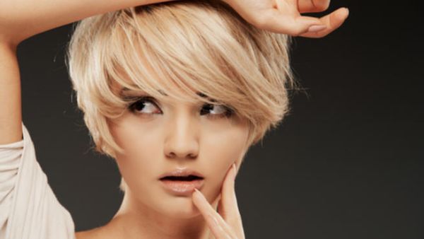 ﻿أفكار لتسريحات الشعر القصير مستوحاة من نجمات هوليوود لهذا الموسم