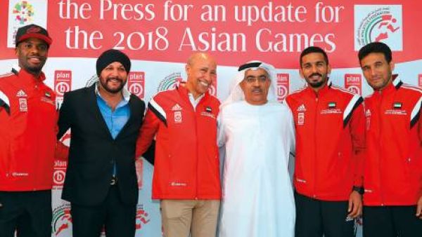 UAE national team Coach Said Aouita (third from left) with Ahmad Al Kamali, President of UAE Athletics Federation and Harmeek Singh, chairman and founder of Plan-B group with leading UAE athletes. (Photo: Gulf Times)