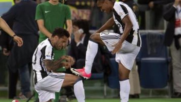 أليكس ساندرو وداني ألفيش