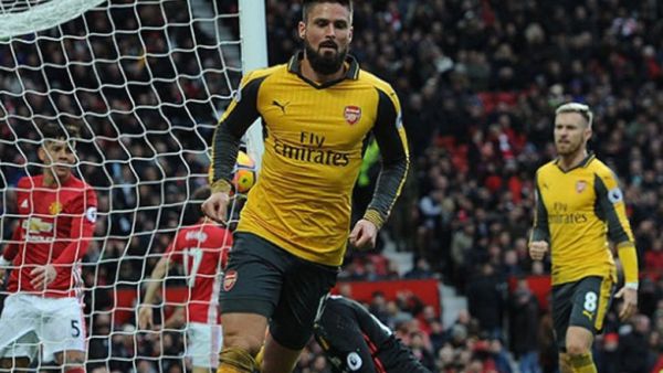 جيرو ينقذ آرسنال من الخسارة