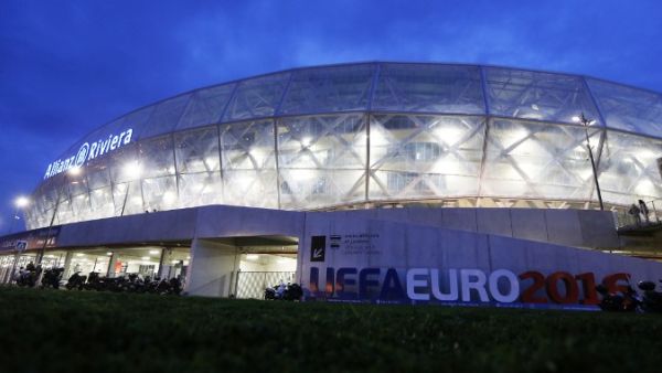 A picture taken on February 26, 2016 in Nice, southeastern France, shows the "Allianz Riviera" stadium, a venue of the upcoming Euro-2016 European football championships.
VALERY HACHE / AFP