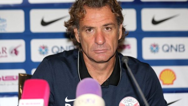 Qatar's head coach Jose Daniel Carreno looks on during a press conference in the Qatari capital Doha, on September 2, 2015, a day ahead of a match against Bhutan for the Asia Cup 2019 and 2018 World Cup qualifying matches. AFP PHOTO / AL-WATAN DOHA / KARIM JAAFAR ==QATAR OUT==
KARIM JAAFAR / AL-WATAN - DOHA / AFP