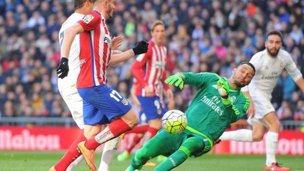 من لقاء سابق بين الفريقين الموسم الماضي