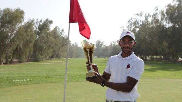 Champion Saleh Al Kaabi of Qatar poses with the trophy (Photo: Noel A. Alipoyo)