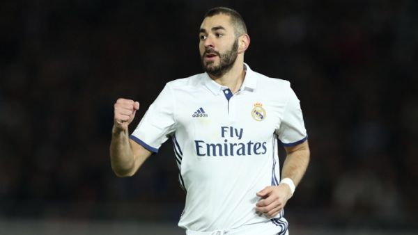 In the final minute Benzema broke into the penalty area, past Sevilla's tired defenders, and fired home to earn the draw and give Madrid their place in the history books