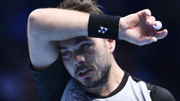 Half-fit holder Wawrinka falls in Dubai opening round