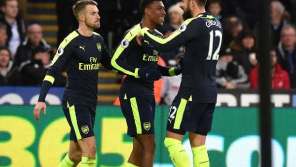 آرسنال يسحق سوانزي