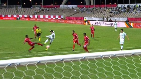 لقطة الهدف الأول