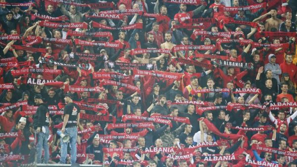 Albanian fans cheer during the World Cup 2018 qualifier football match Albania vs Spain in Loro Borici stadium in the city of Shkoder on October 9, 2016.
GENT SHKULLAKU / AFP