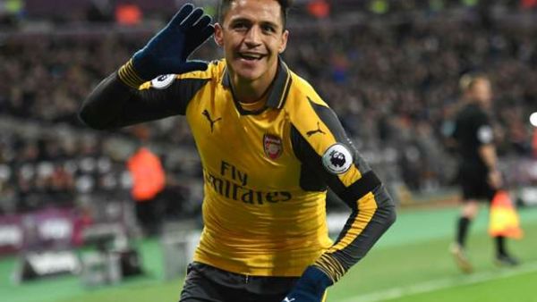 سانشيز يقود آرسنال للفوز