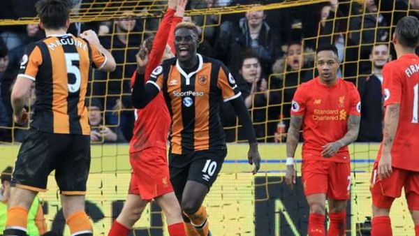 ندياي يحتفل بهدفه