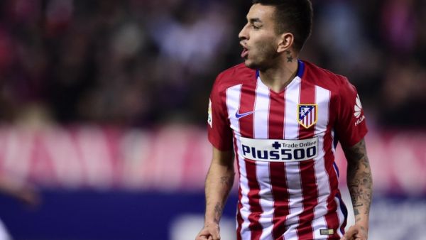 آنخيل كوريا يحتفل بهدفه