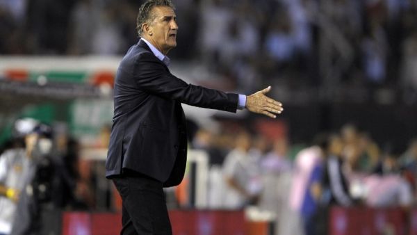 UAE coach Edgardo Bauza
