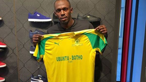 Usain Bolt The fastest man on earth shows his support to Mamelodi Sundowns FC ahead of the CAF Champions League final (Photo: CAF official Facebook page)