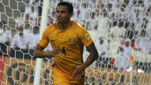 Tim Cahill helped Australia scrape past Syria and book a World Cup qualifying play-off against CONCACAF's fourth-place team. 