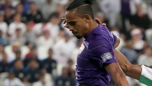  Brazilian midfielder Caio follows Murad Batna of Al Wahda as the Arab nation cracked down on the style of various footballers (Photo: Goal)