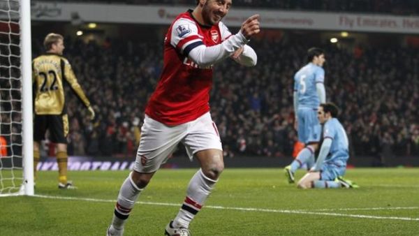 Arsenal star Santi Cazorla set to sign new deal with two others