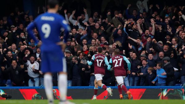 تشيتشاريتو يصعق تشيلسي