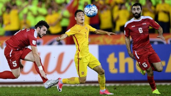 التعادل سيد الموقف بين المنتخبين