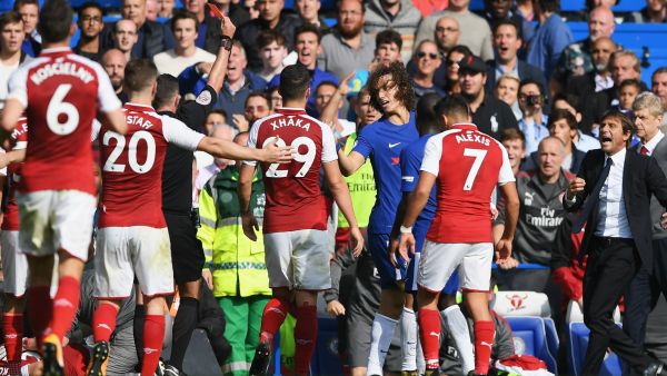 لحظة طرد لويز