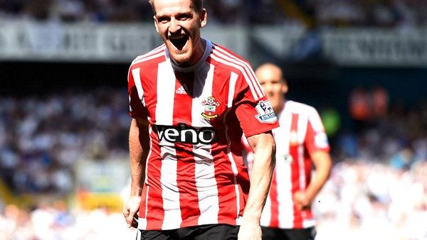 ديفيس يقود ساوثهامبتون للفوز